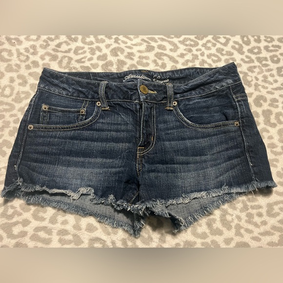 Womens American Eagle Jean Shorts size 4 - Picture 1 of 5
